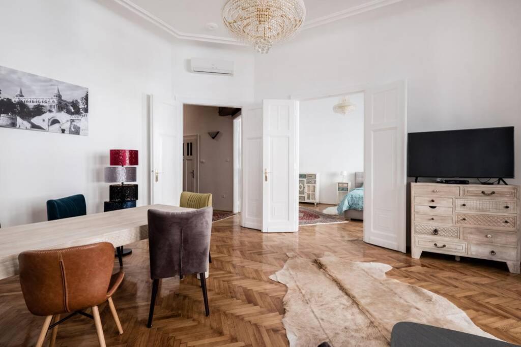 Oktober 6/8 Apartment Βουδαπέστη Εξωτερικό φωτογραφία